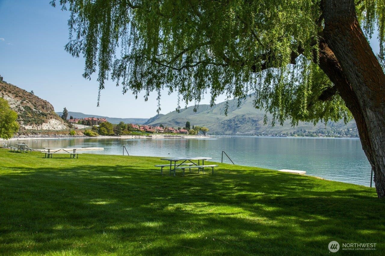120 Orchard View Drive Chelan WA 98816