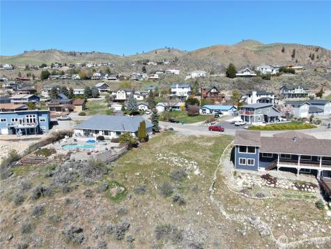 120 Orchard View Drive Chelan WA 98816