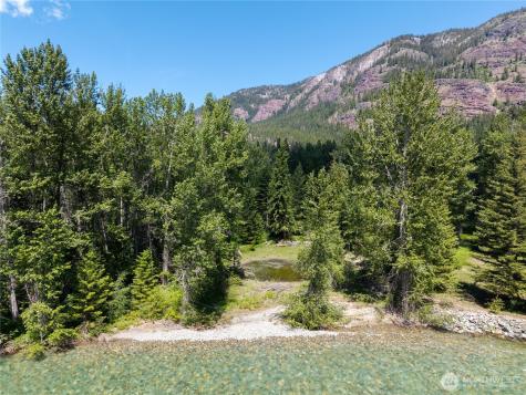 101 Cassel Way Mazama WA 98833