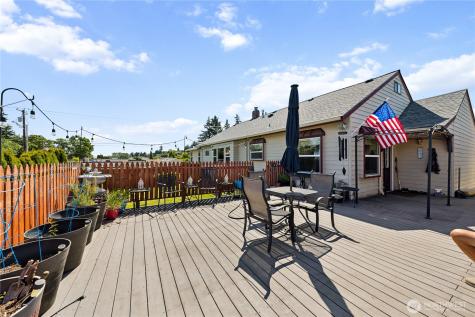 3704 Commercial Avenue Anacortes WA 98221