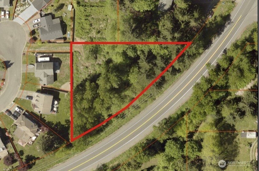 137 SE 202nd Place Kent WA 98042