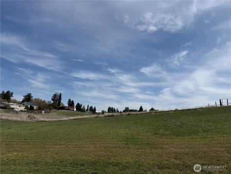 401 E Willow Street Waterville WA 98858