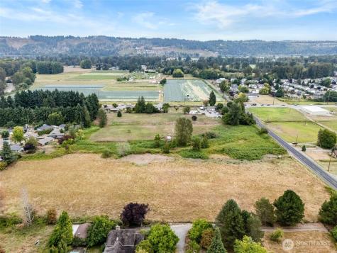 14721 Pioneer Way E Puyallup WA 98372