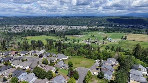 14015 172ND Puyallup WA 98374