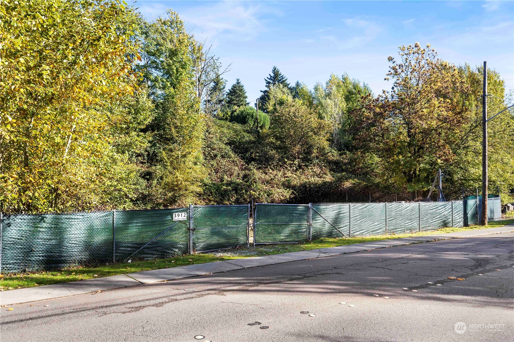 3912 115th Street Tukwila WA 98168