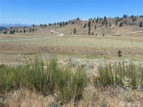 4 Crest Drive Oroville WA 98844