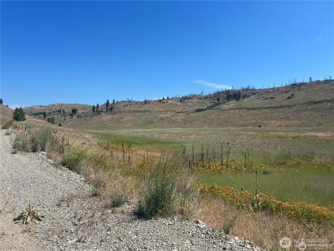 4 Crest Drive Oroville WA 98844