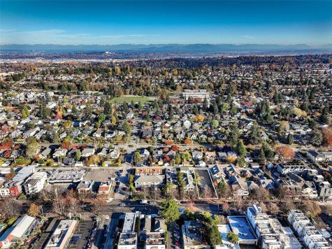 5420 California Avenue SW Seattle WA 98136