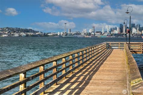 5420 California Avenue SW Seattle WA 98136