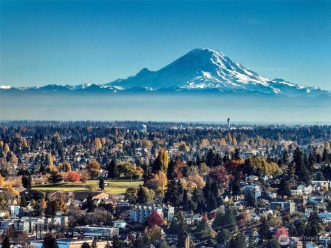 5420 California Avenue SW Seattle WA 98136