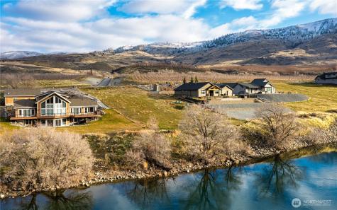 23 N Shore Drive Orondo WA 98843