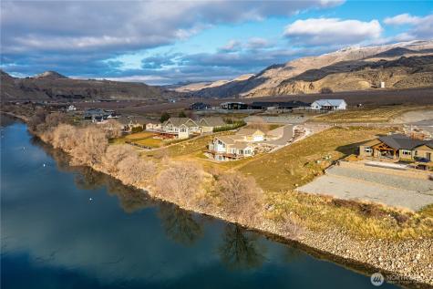 23 N Shore Drive Orondo WA 98843
