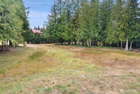 9048 NW Holly Road Bremerton WA 98312