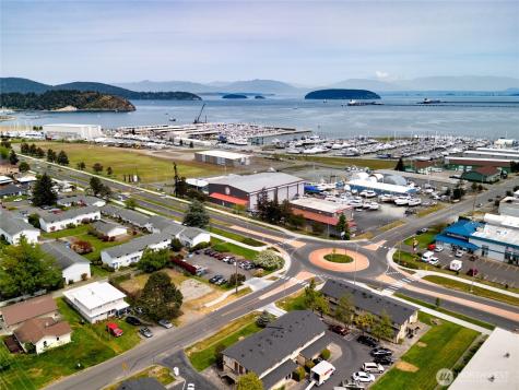 810 30th Street Anacortes WA 98221