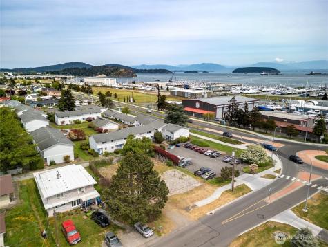 810 30th Street Anacortes WA 98221