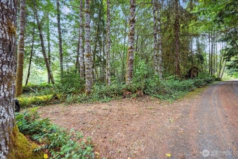 1550 Slide Creek Road Longview WA 98632