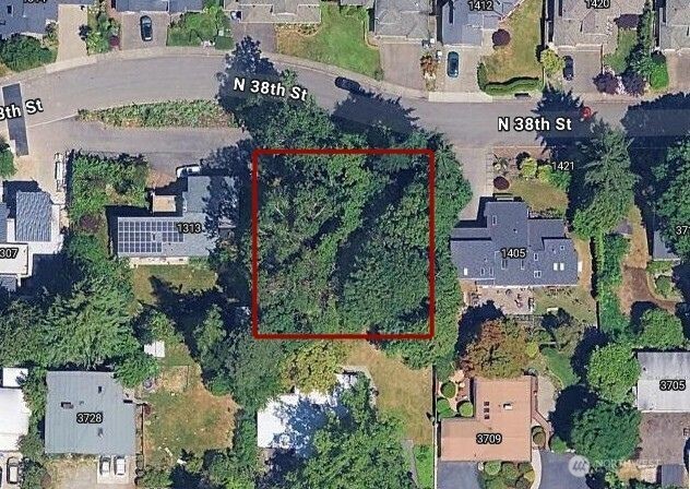 1403 N 38th Street Renton WA 98056