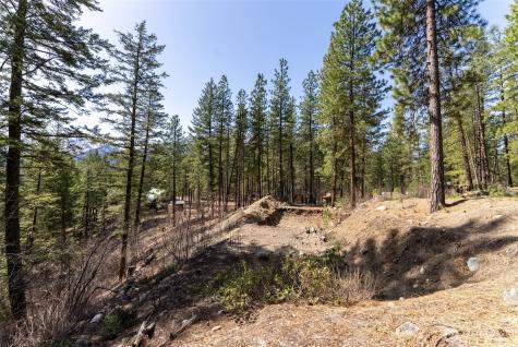 94 Homestead Road Winthrop WA 98862