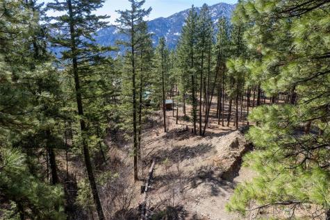 94 Homestead Road Winthrop WA 98862