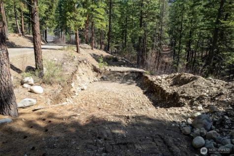 94 Homestead Road Winthrop WA 98862
