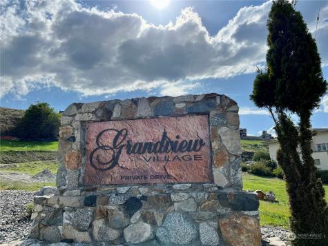70 Grandview Lane Chelan WA 98816