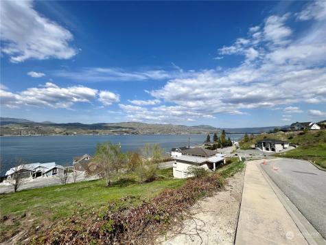 70 Grandview Lane Chelan WA 98816