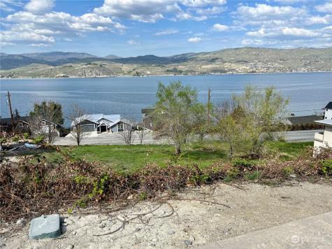 70 Grandview Lane Chelan WA 98816