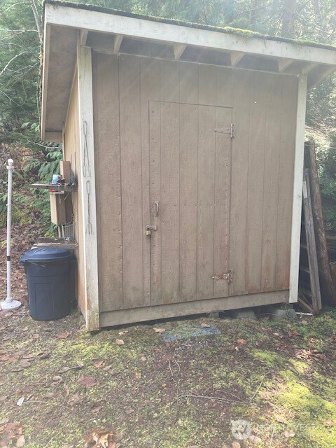 100 N Dow Mountain Drive Hoodsport WA 98548