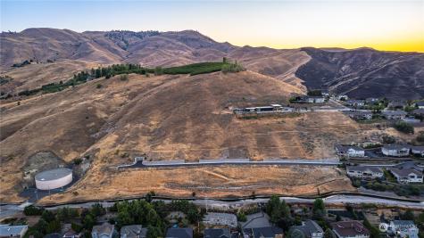 1837 Broadway Place Wenatchee WA 98801