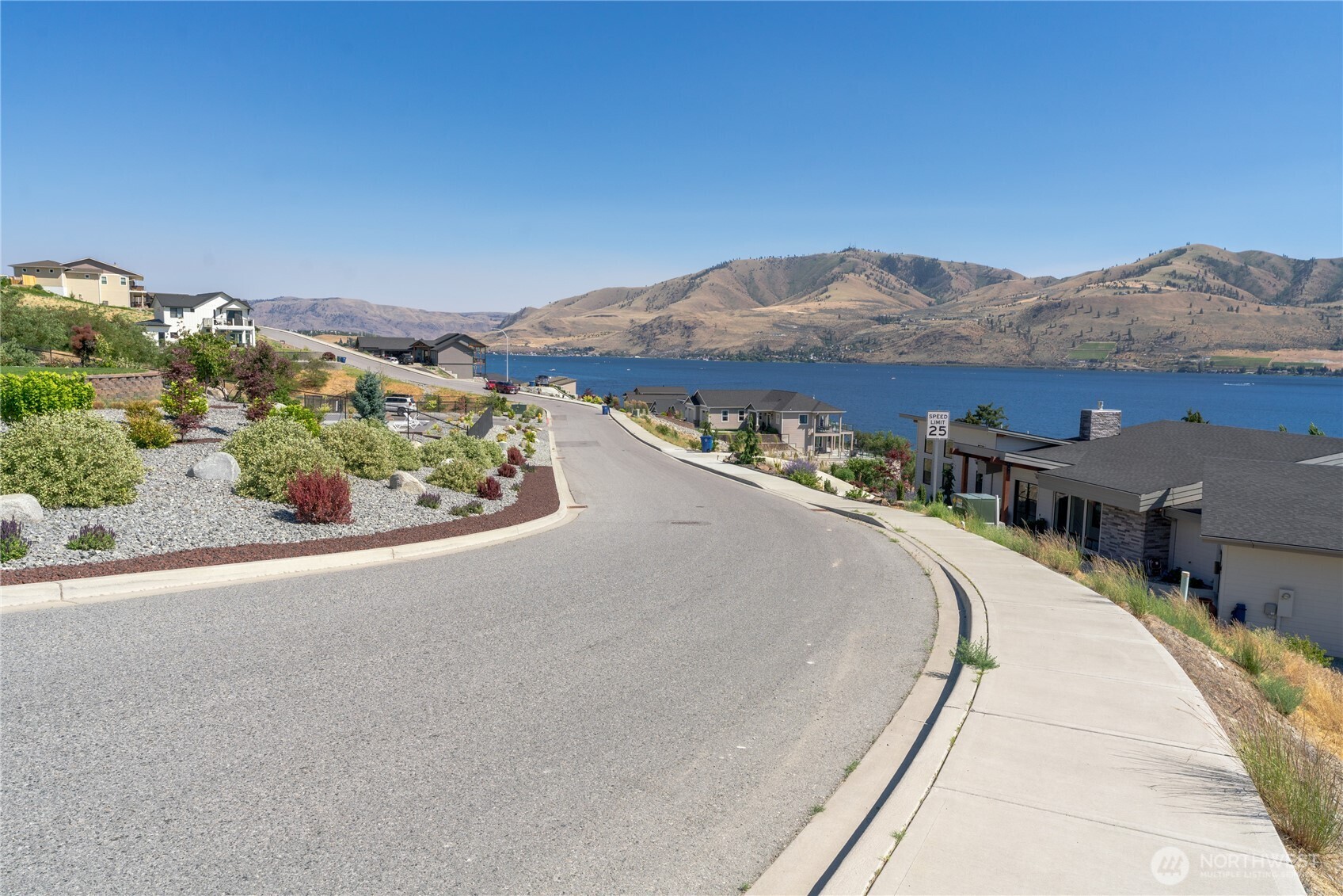 209 Apple Avenue Chelan WA 98816