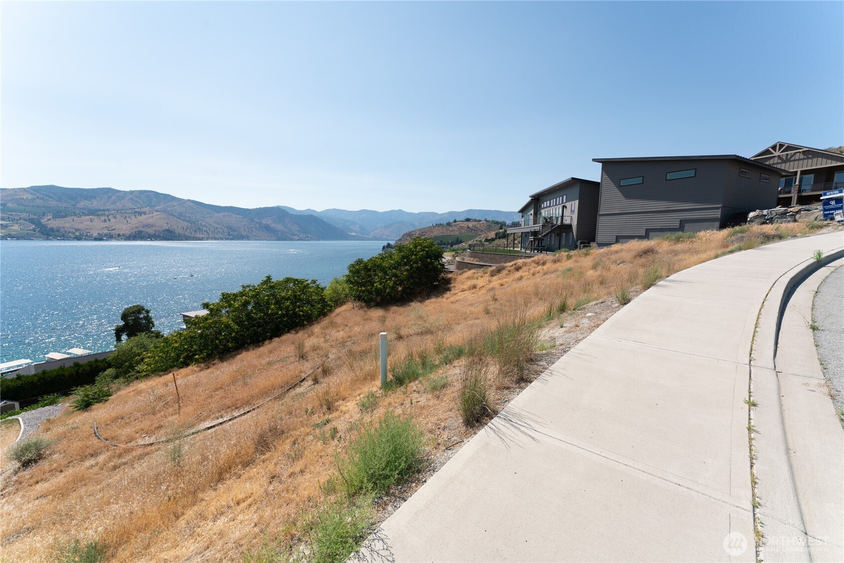 209 Apple Avenue Chelan WA 98816