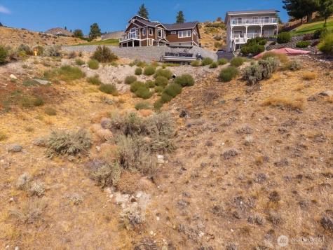 131 Monte Carlo Drive Chelan WA 98816