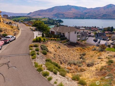 131 Monte Carlo Drive Chelan WA 98816