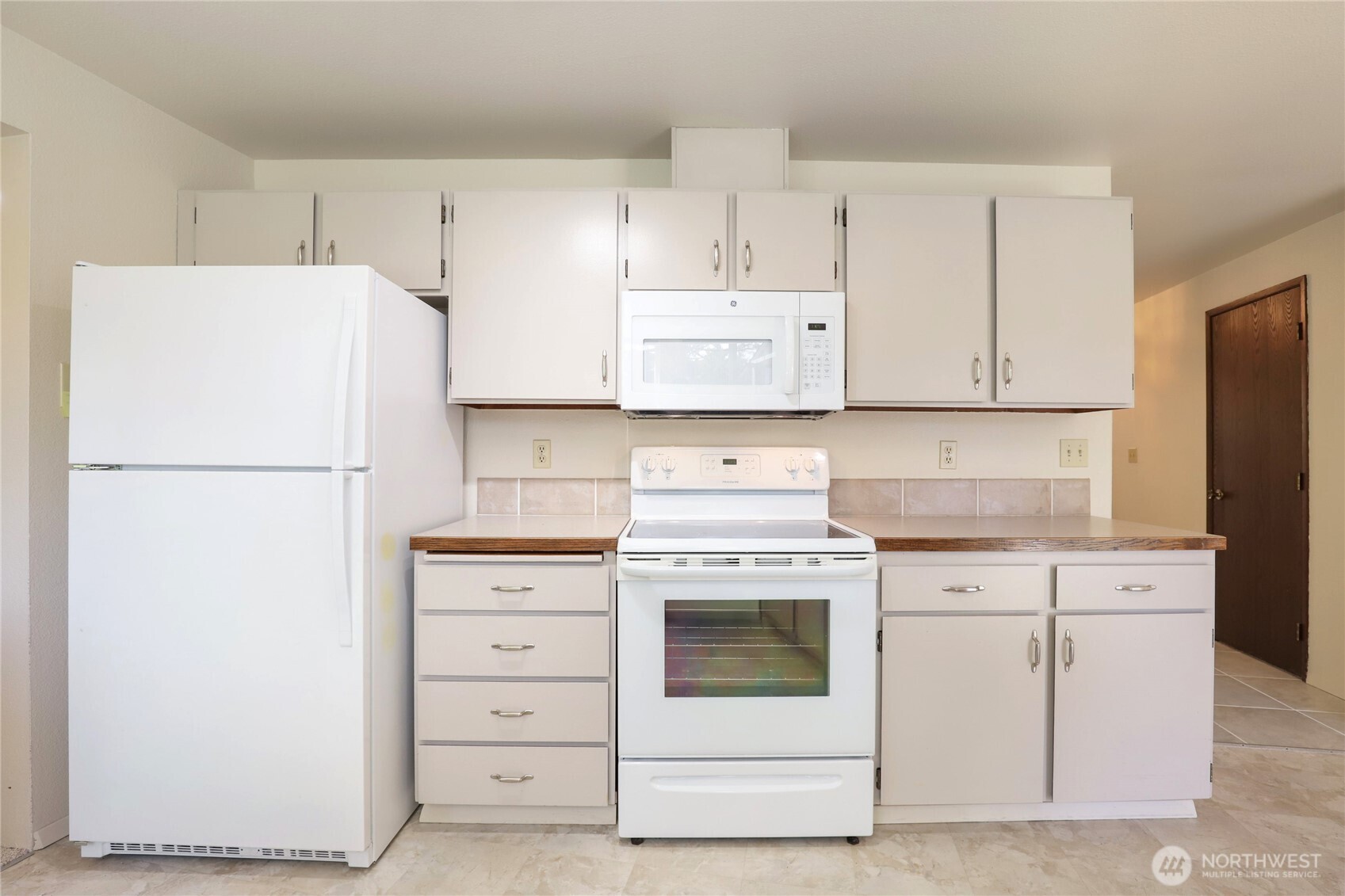 444 Canal Drive SE Ocean Shores WA 98569