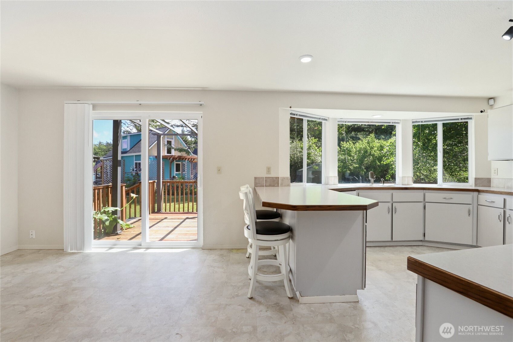 444 Canal Drive SE Ocean Shores WA 98569