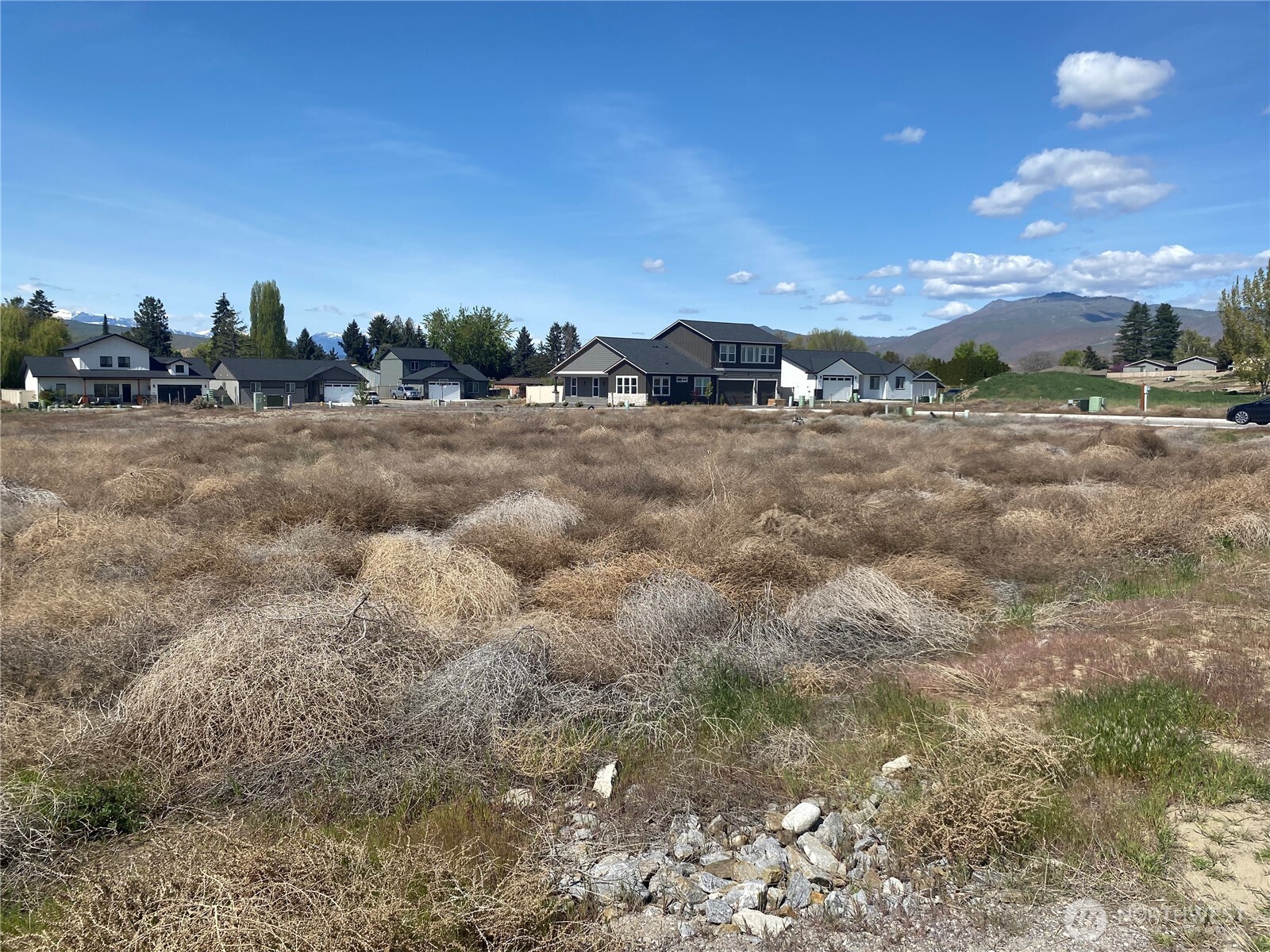 196 Harold Street NE East Wenatchee WA 98802