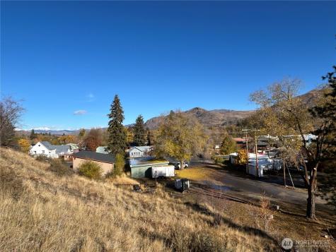 136 Johnson Street Twisp WA 98856