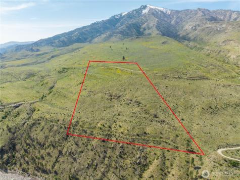 435 Highway 153 Pateros WA 98846