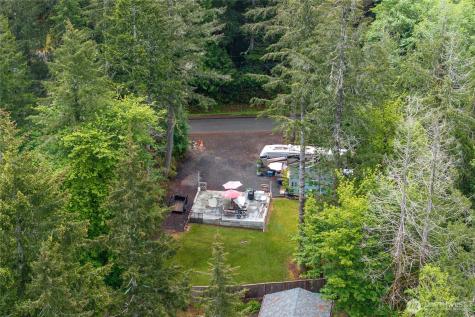 151 E Hillside Drive Belfair WA 98528
