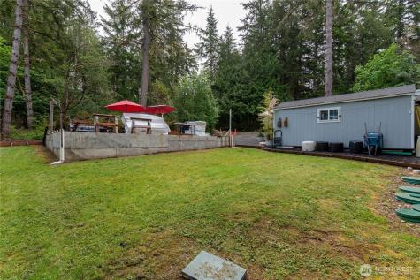 151 E Hillside Drive Belfair WA 98528