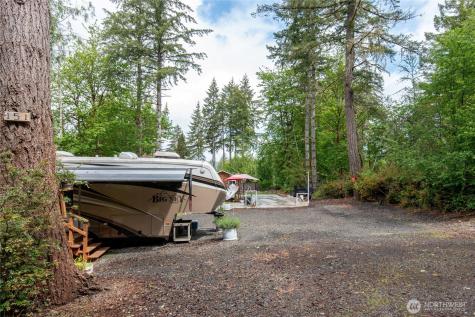 151 E Hillside Drive Belfair WA 98528