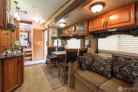 151 E Hillside Drive Belfair WA 98528