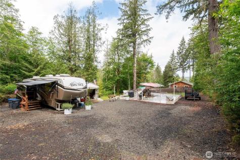 151 E Hillside Drive Belfair WA 98528