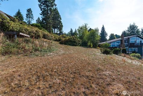 5688 NE Twin Spits Road Hansville WA 98340