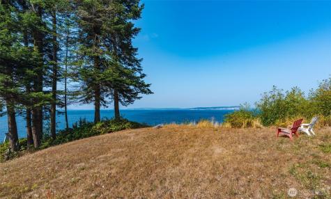 5688 NE Twin Spits Road Hansville WA 98340