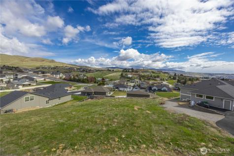 870 Autumn Crest Drive Wenatchee WA 98801