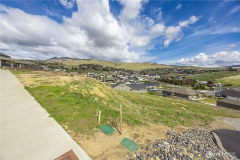 870 Autumn Crest Drive Wenatchee WA 98801