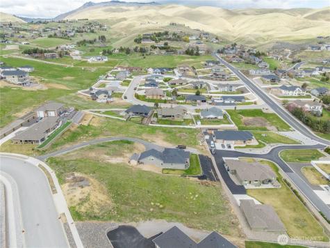 870 Autumn Crest Drive Wenatchee WA 98801