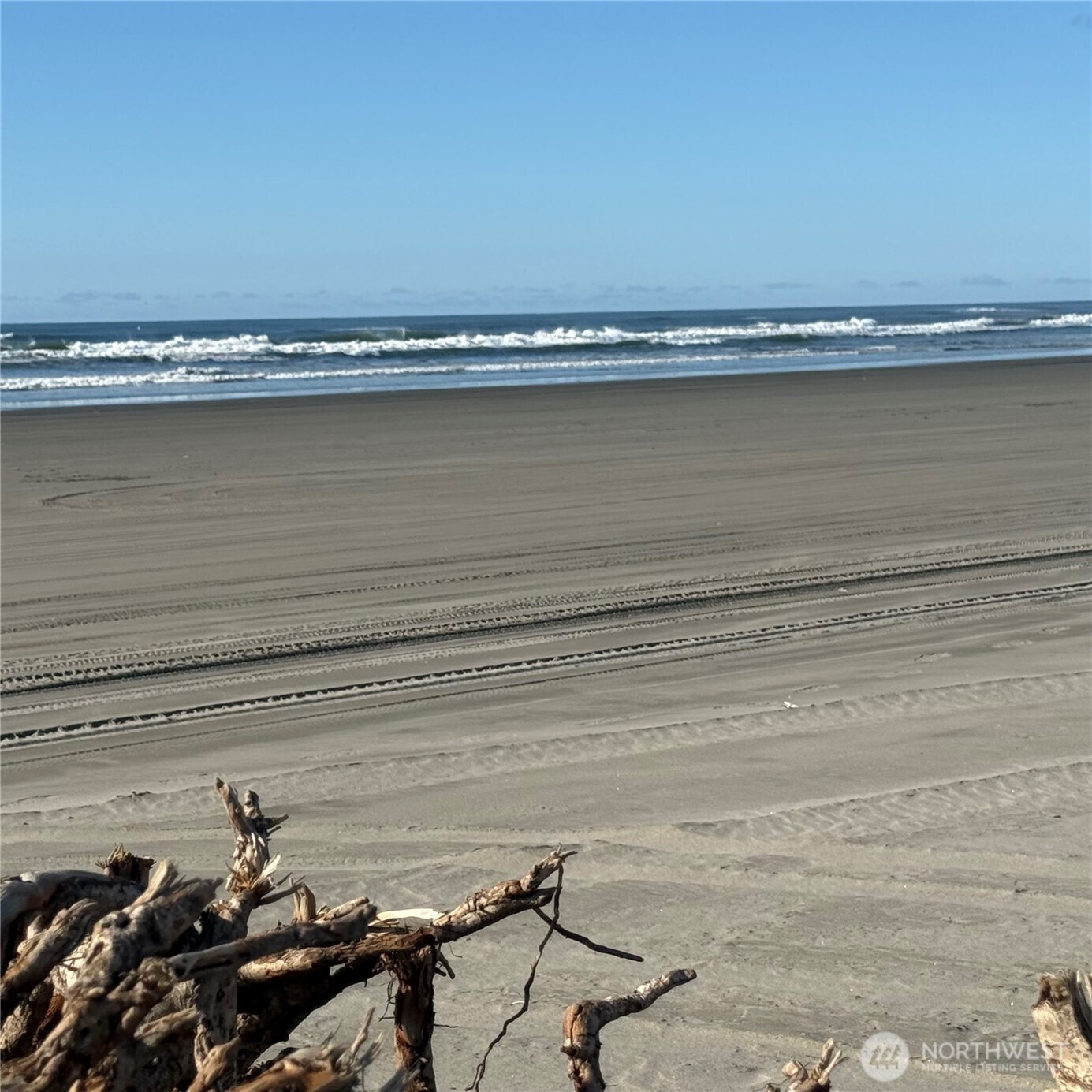 142 142nd Lane Long Beach WA 98631