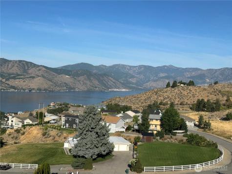 211 Pinnacle Place Chelan WA 98816